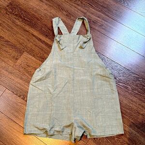 Women’s holiday casual short jumpsuit